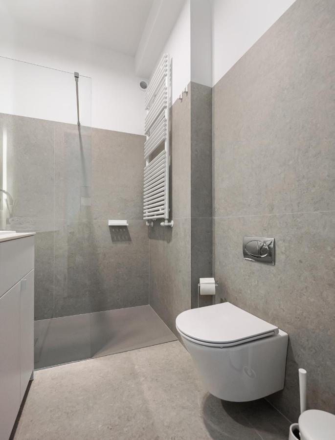 Old Praga Garden Apartment Warsaw Ngoại thất bức ảnh